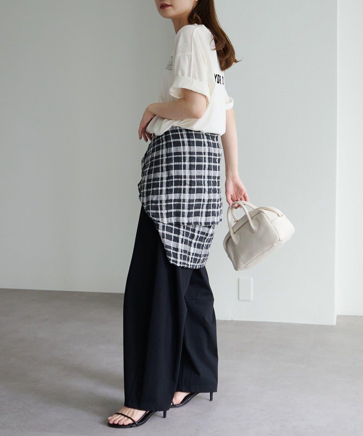 Logo刺繡×絨布印花亞麻混棉T恤