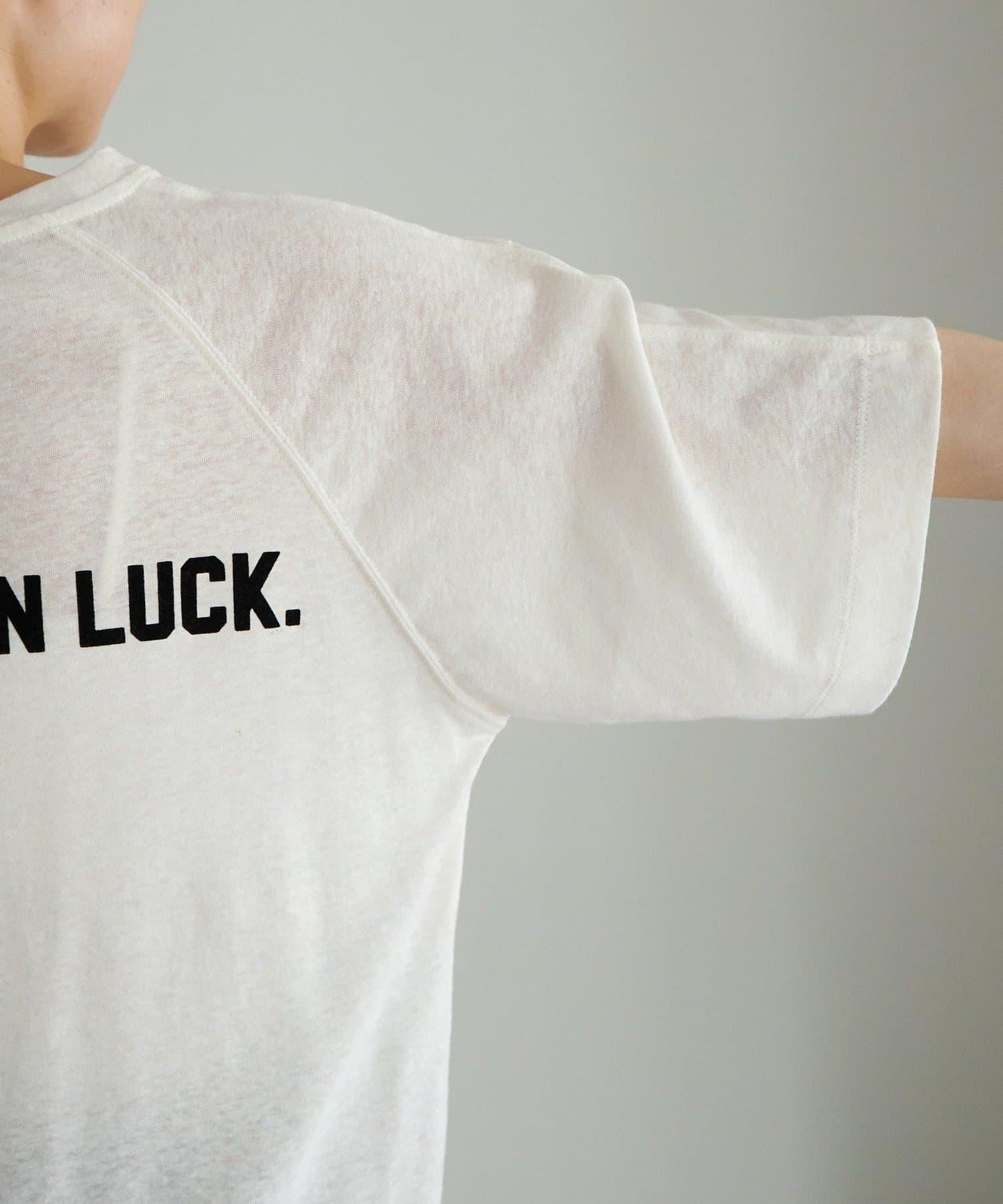 Logo刺繡×絨布印花亞麻混棉T恤