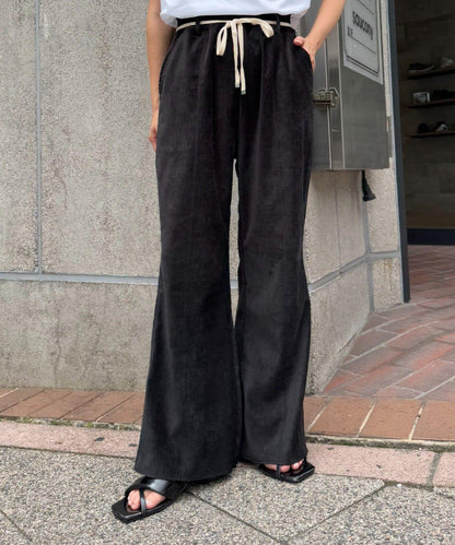 【提升時尚感】絨面綁帶闊腿褲