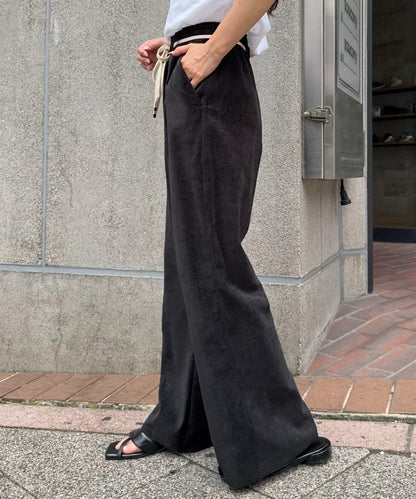 【提升時尚感】絨面綁帶闊腿褲