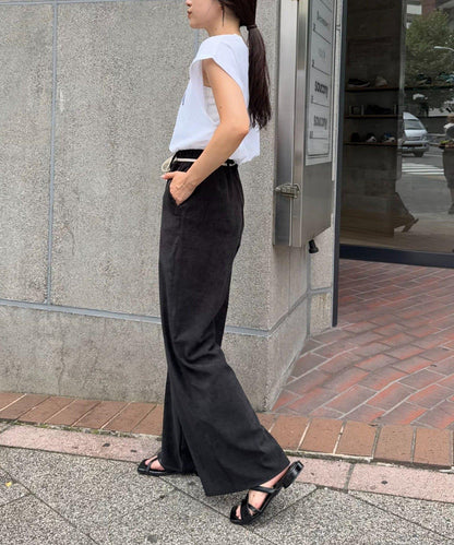 【提升時尚感】絨面綁帶闊腿褲