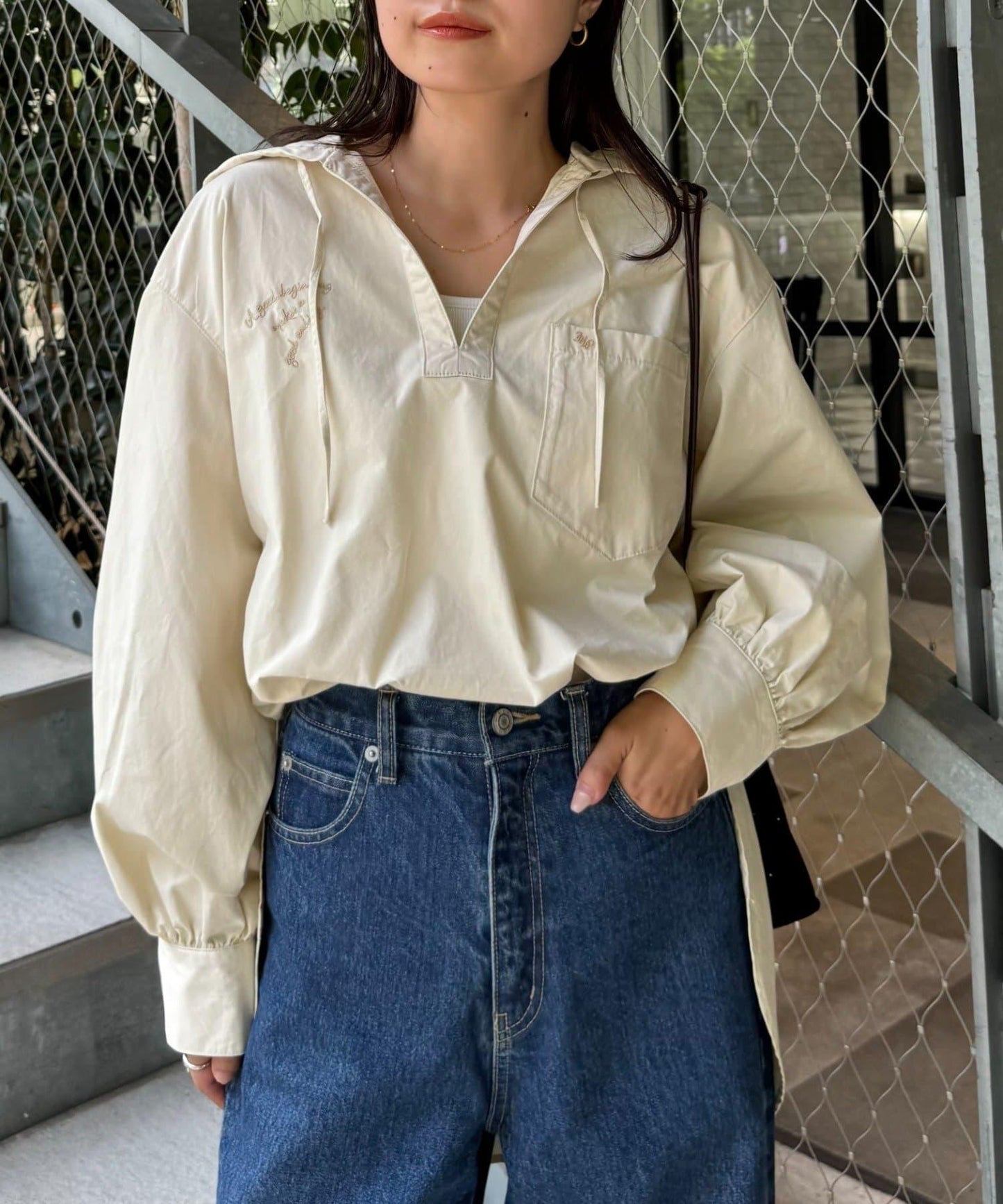 Logo刺繡領帶帽衛衣