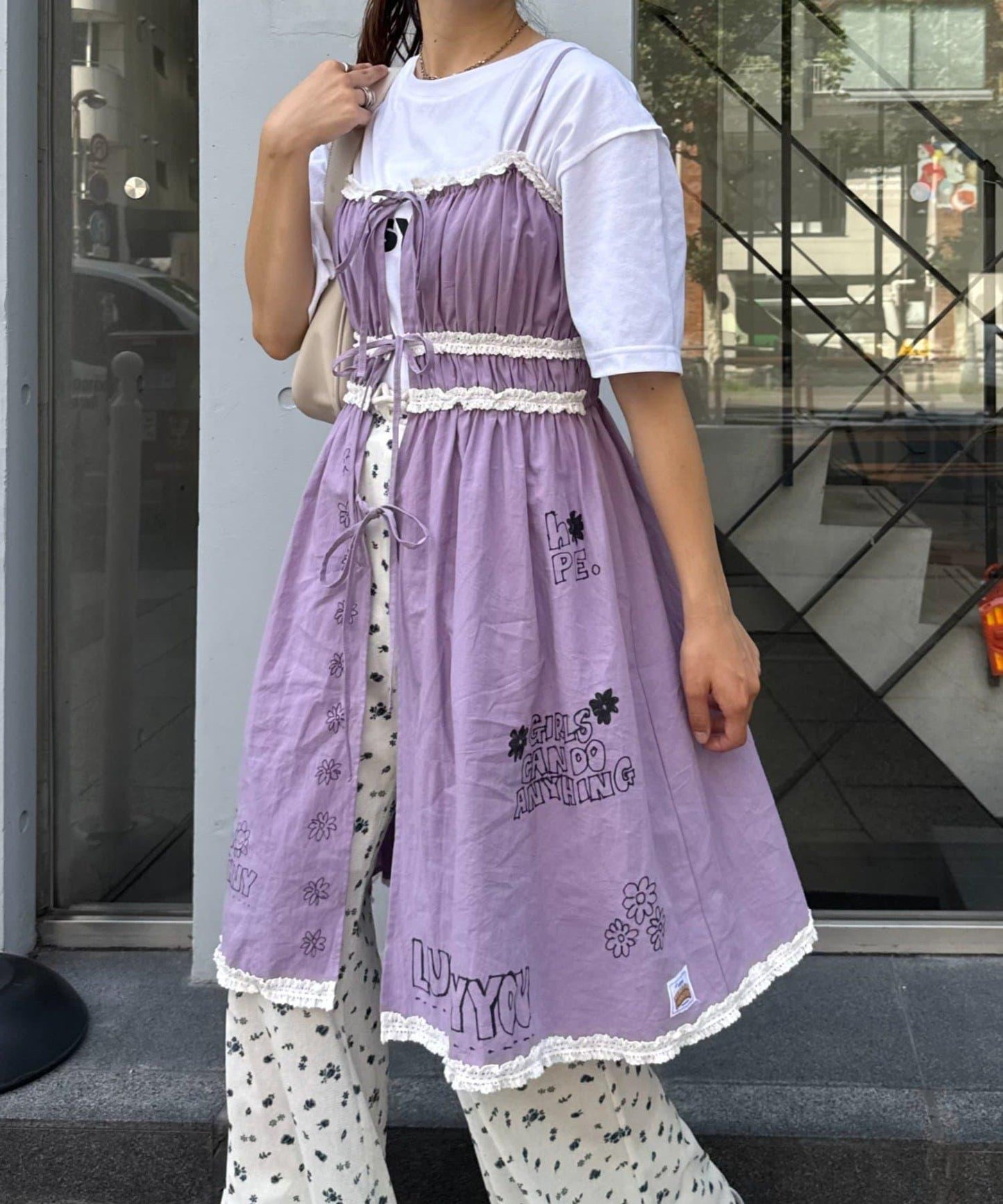 H.S塗鴉風印花蕾絲背心連衣裙