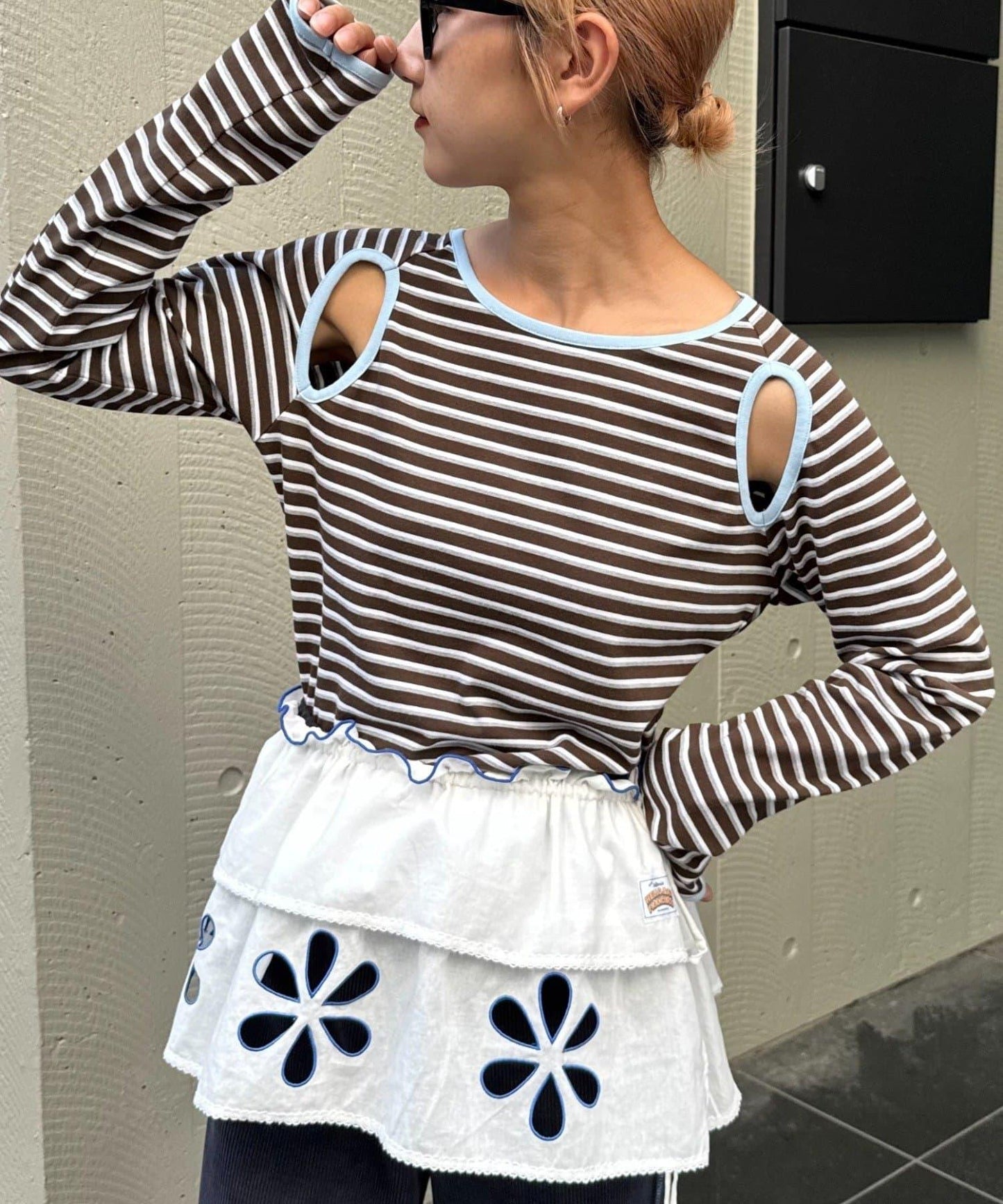 H.S剪裁露肩多功能T恤