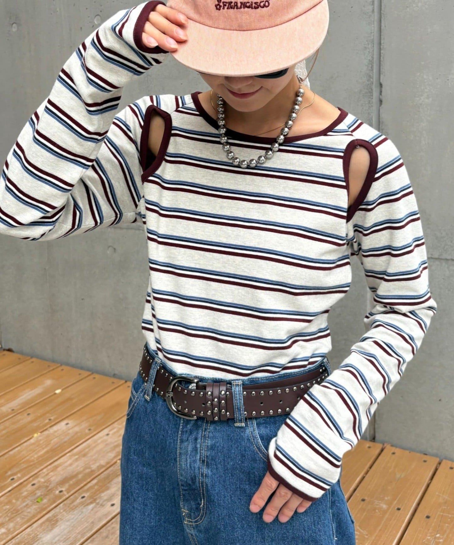 H.S剪裁露肩多功能T恤