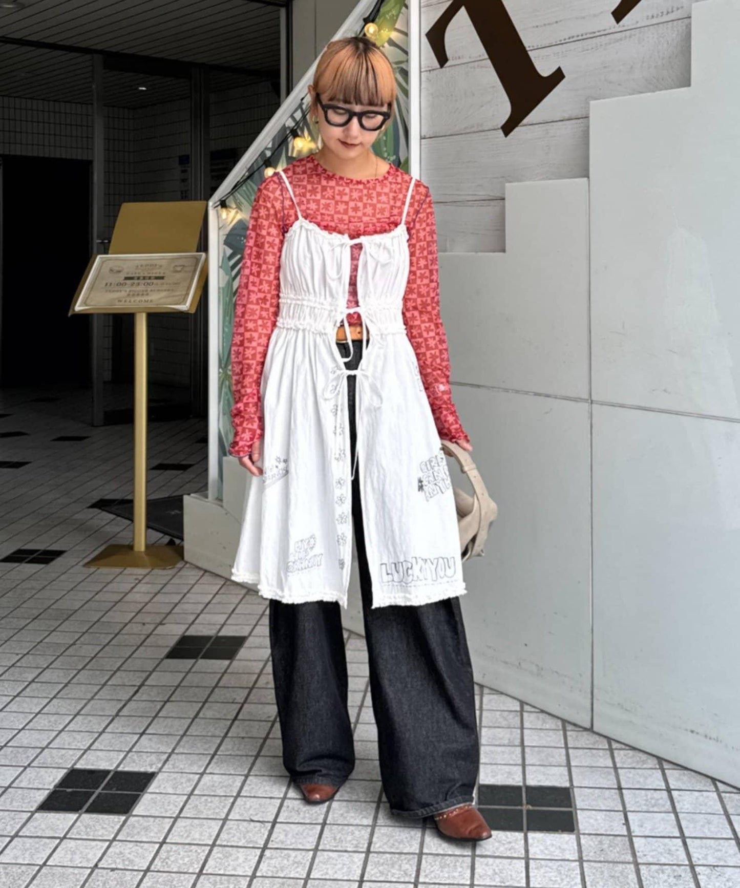 H.S塗鴉風印花蕾絲背心連衣裙