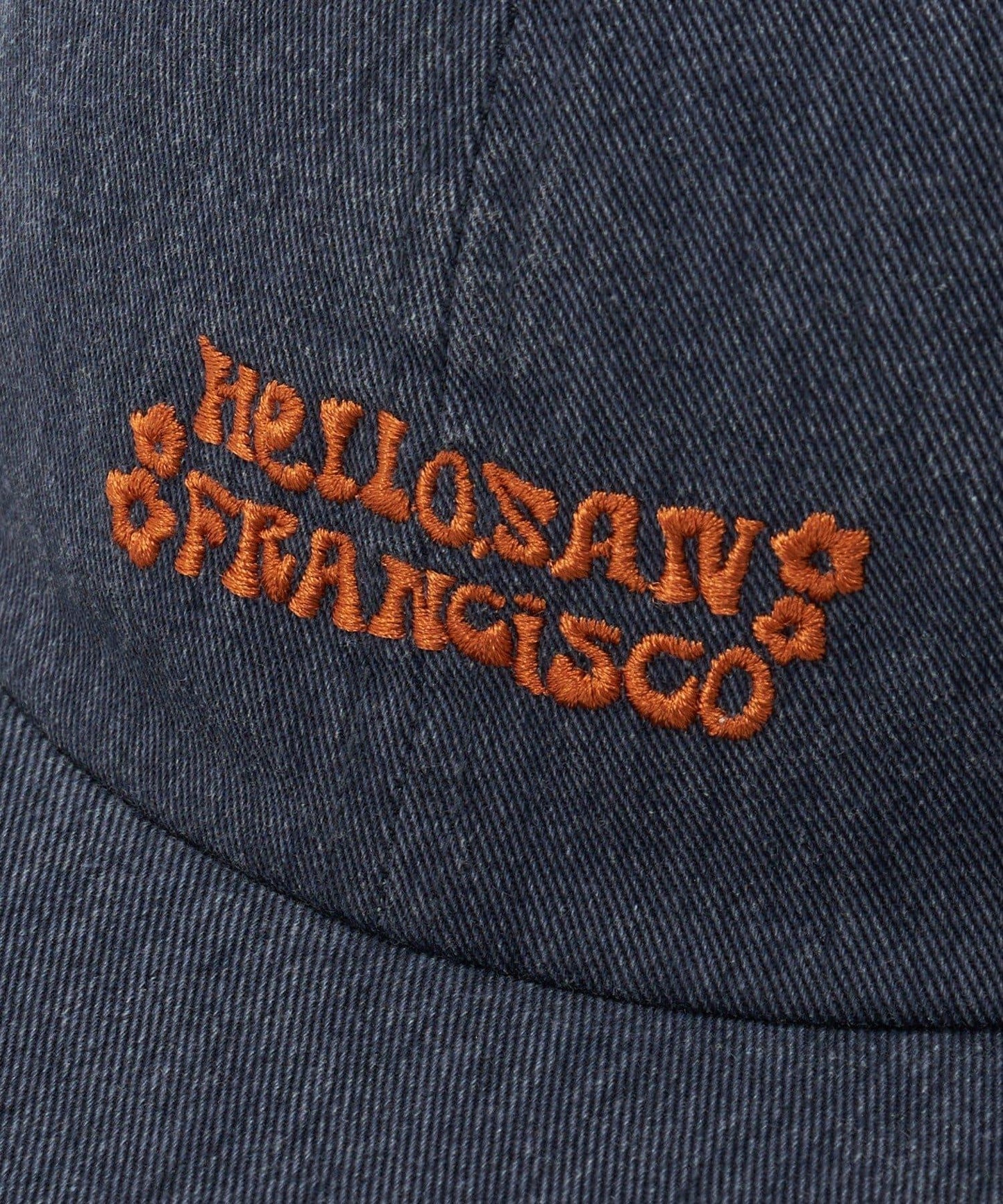 【HELLO.SANFRANCISCO/你好，舊金山】蕾絲絲帶刺繡標誌顏色帽