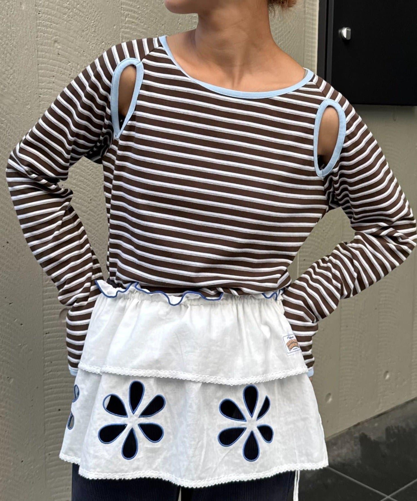 H.S剪裁露肩多功能T恤