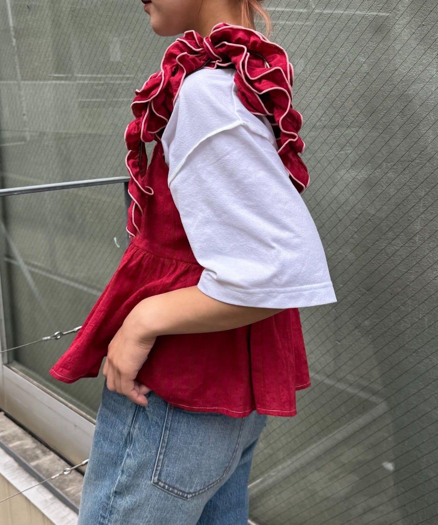 H.S豆點荷葉邊吊帶背心