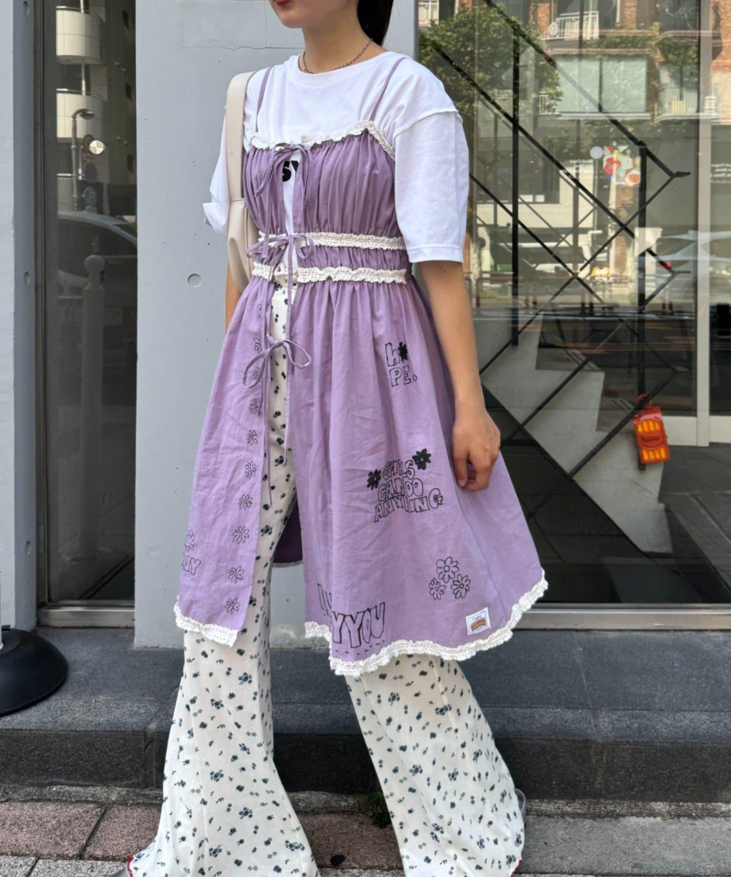 H.S塗鴉風印花蕾絲背心連衣裙