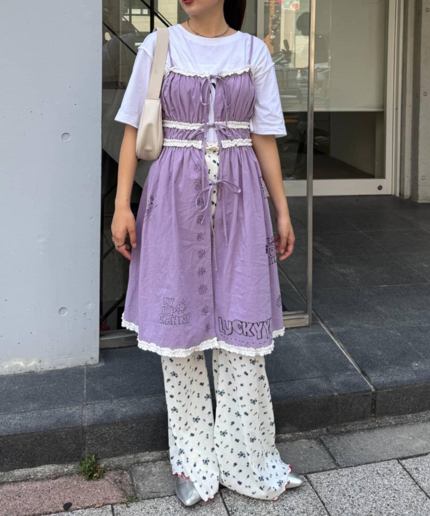 H.S塗鴉風印花蕾絲背心連衣裙