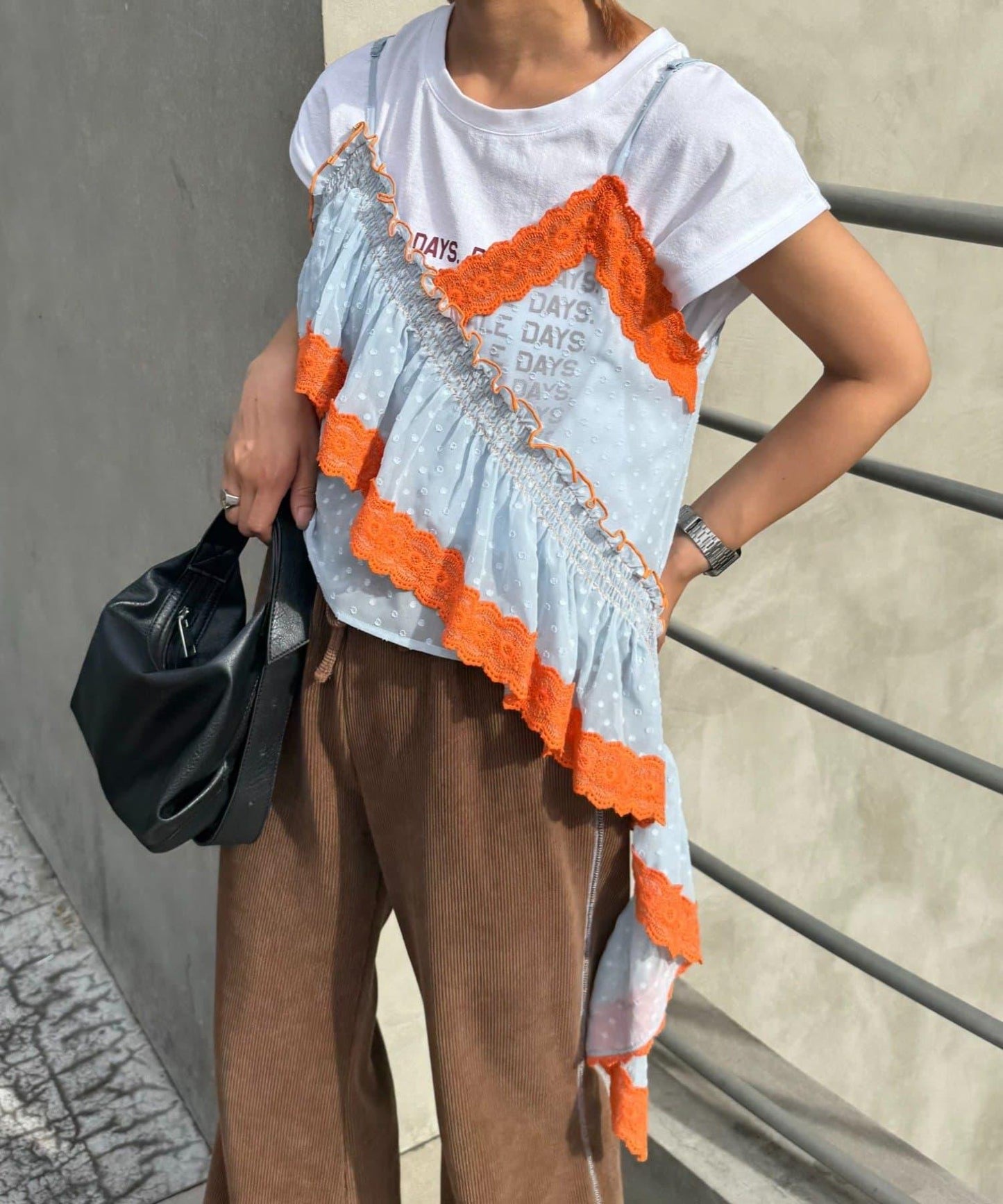 H.S不對稱荷葉邊圓點蕾絲吊帶