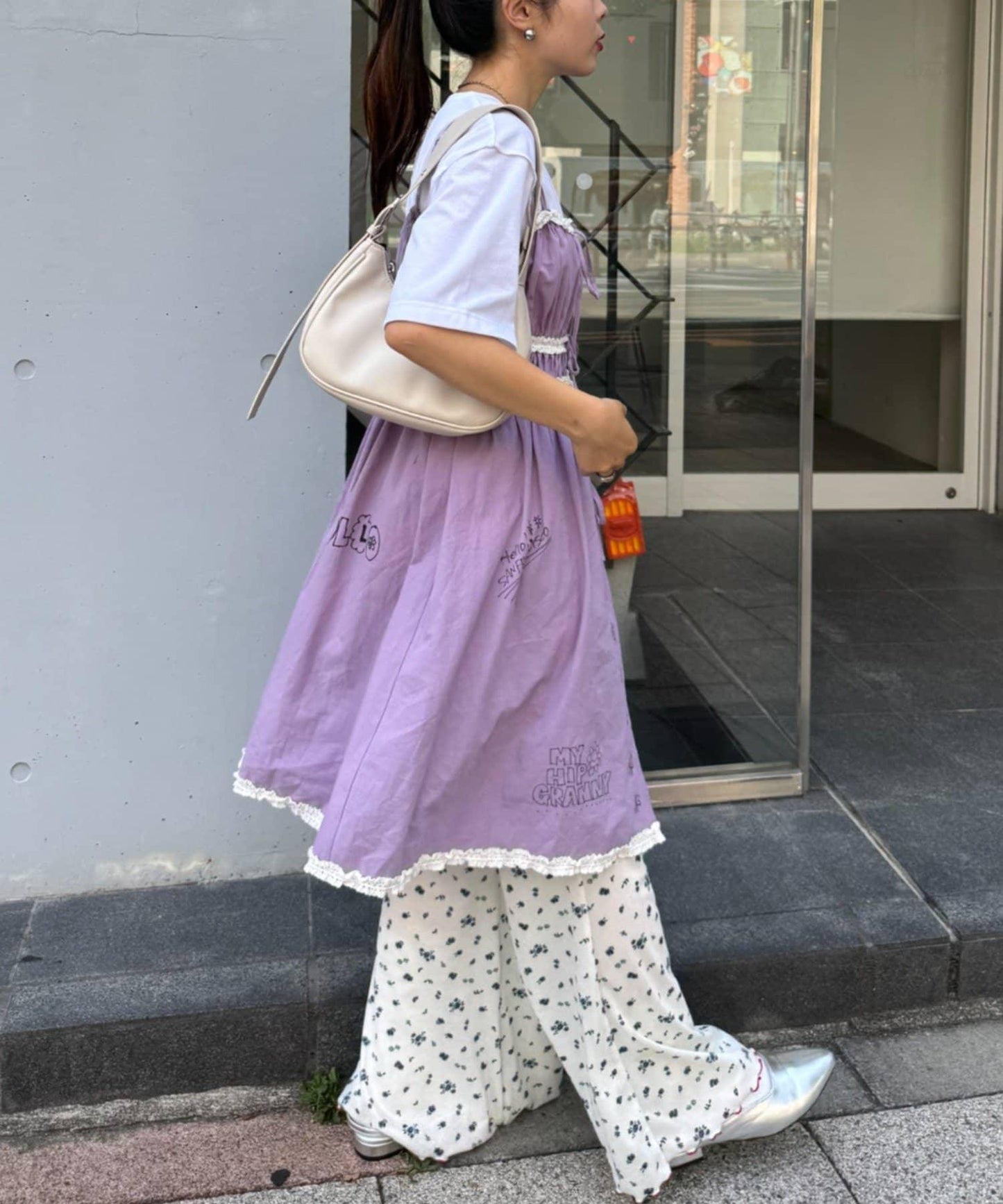 H.S塗鴉風印花蕾絲背心連衣裙