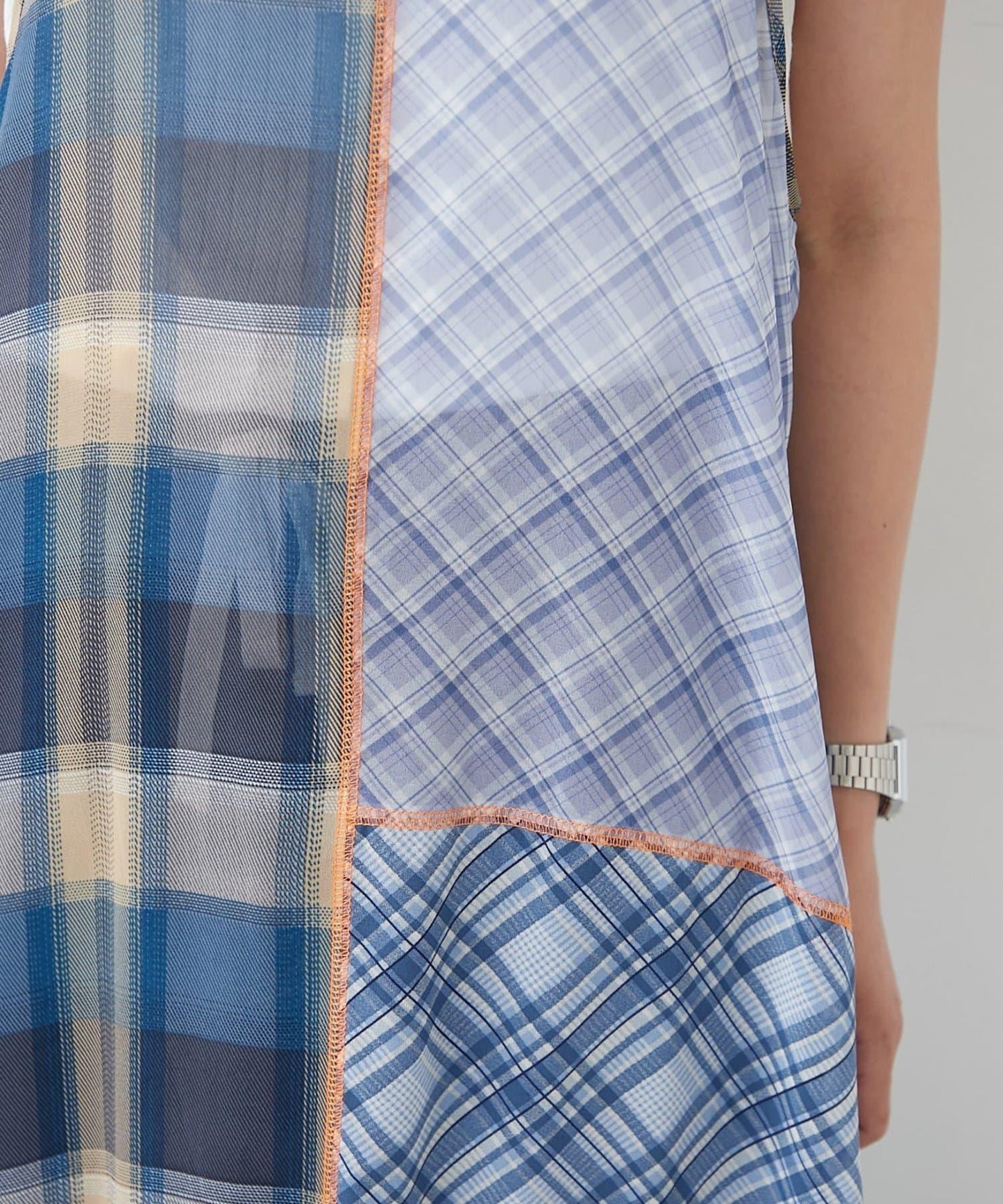 H.S透明格紋拼接吊帶連衣裙