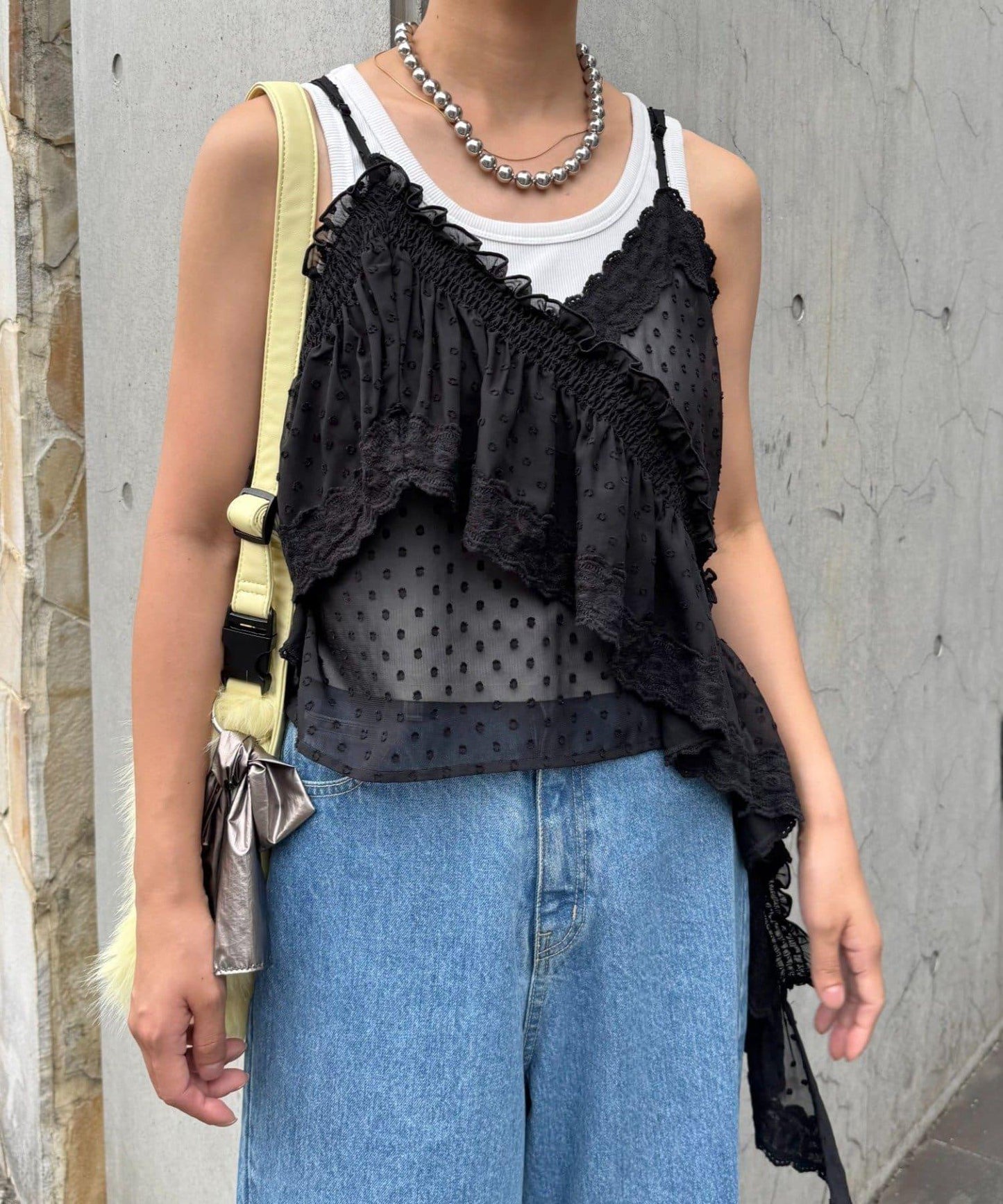 H.S不對稱荷葉邊圓點蕾絲吊帶