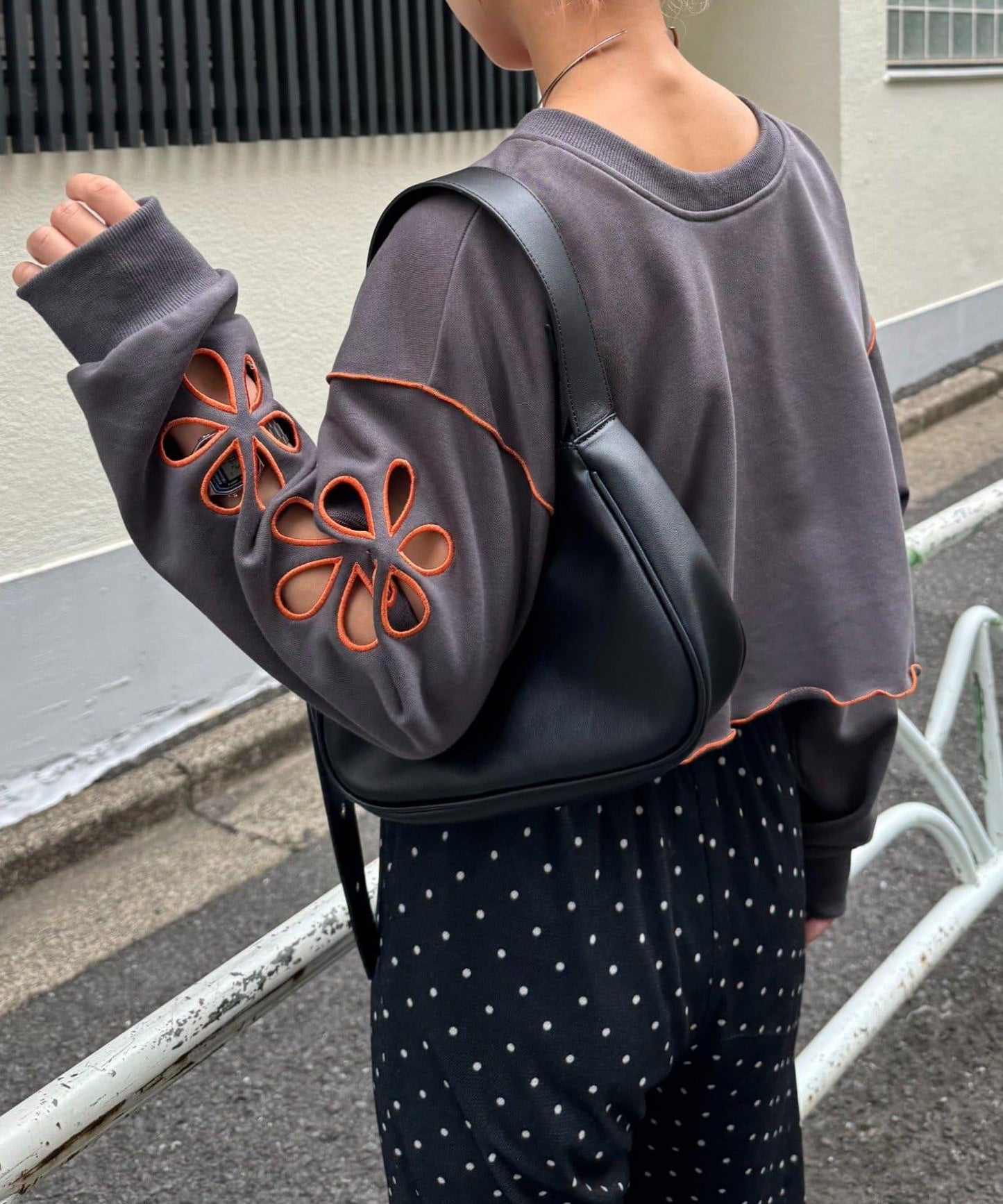 H.S2WAY花朵剪裁衛衣開衫