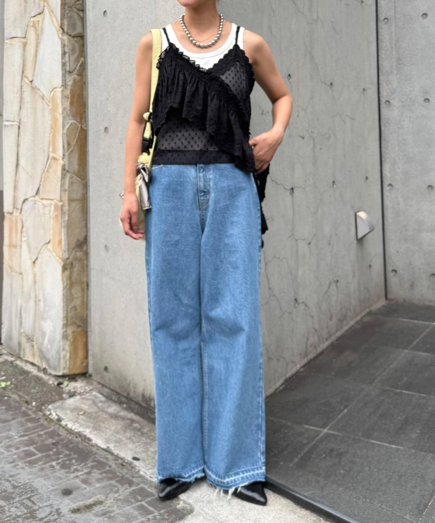 H.S不對稱荷葉邊圓點蕾絲吊帶