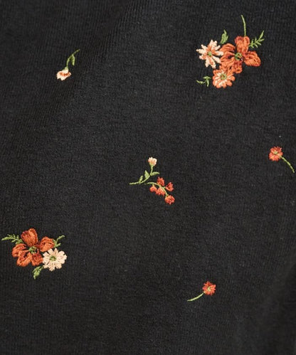 花朵刺繡圓領針織開衫