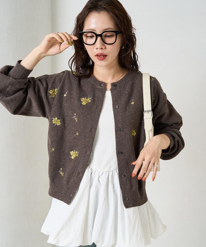 花朵刺繡圓領針織開衫