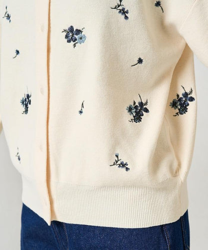 花朵刺繡圓領針織開衫