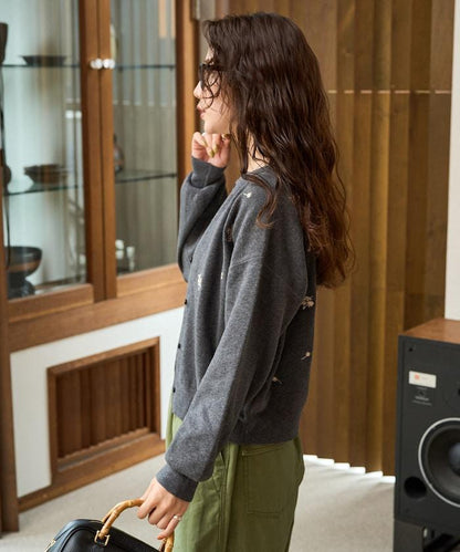 花朵刺繡圓領針織開衫