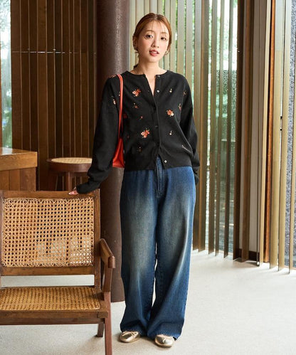 花朵刺繡圓領針織開衫