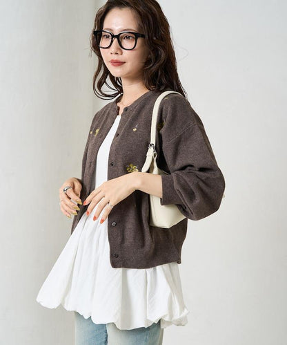 花朵刺繡圓領針織開衫