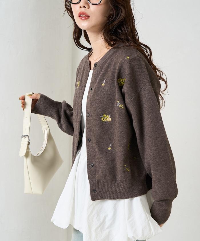 花朵刺繡圓領針織開衫