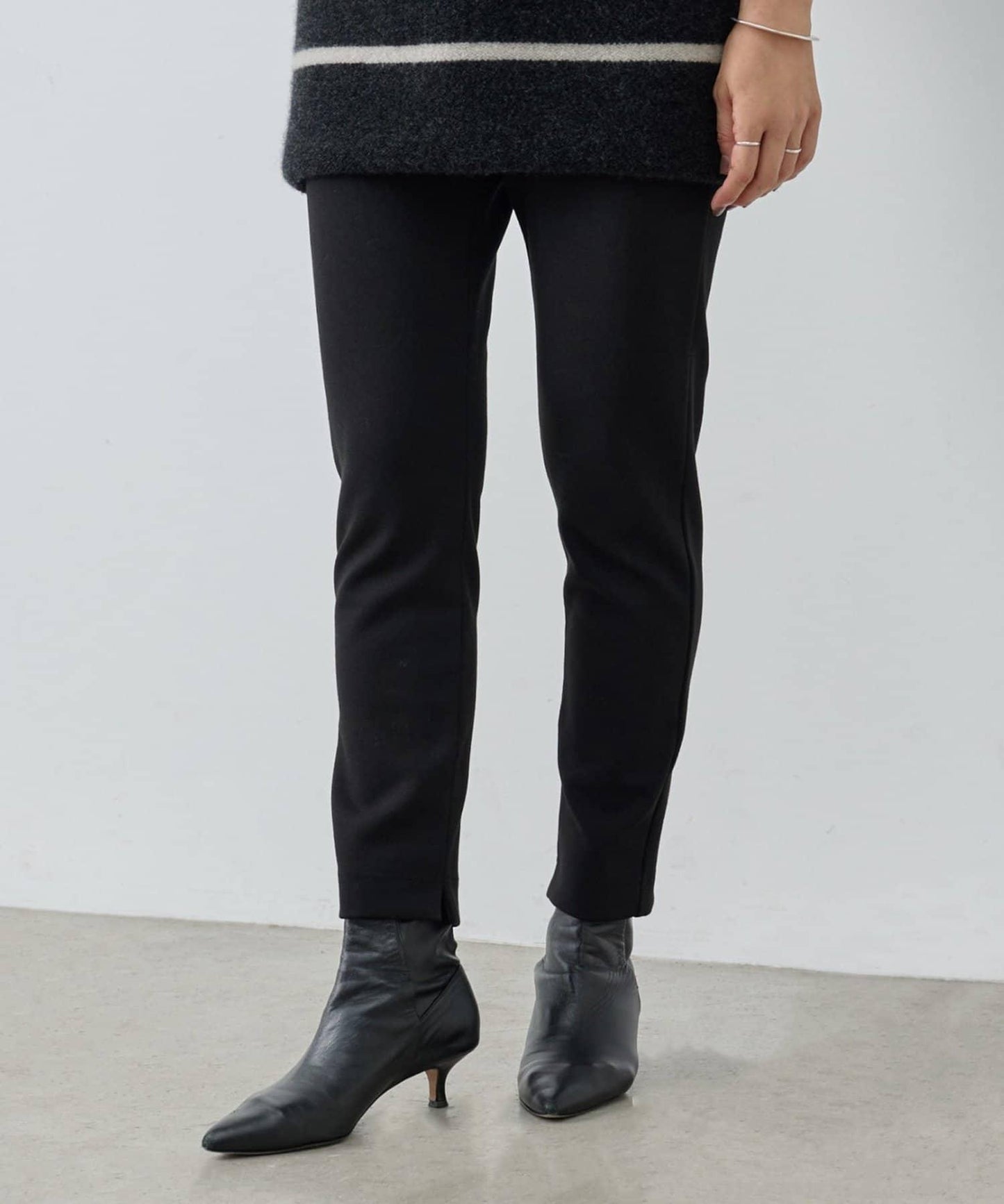 8/3(星期日)12點《15 quinze》棉滌寬鬆錐形褲