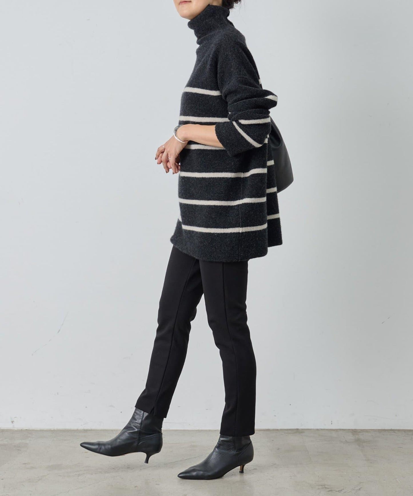 8/3(星期日)12點《15 quinze》棉滌寬鬆錐形褲