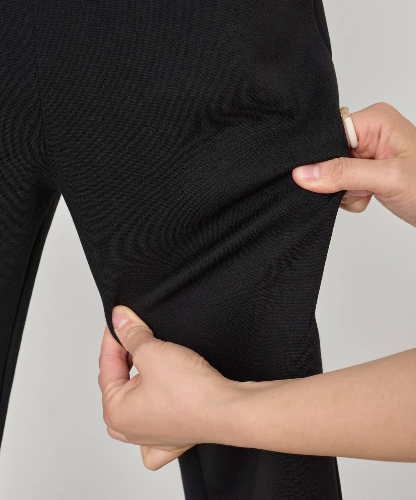 8/3(星期日)12點《15 quinze》棉滌寬鬆錐形褲