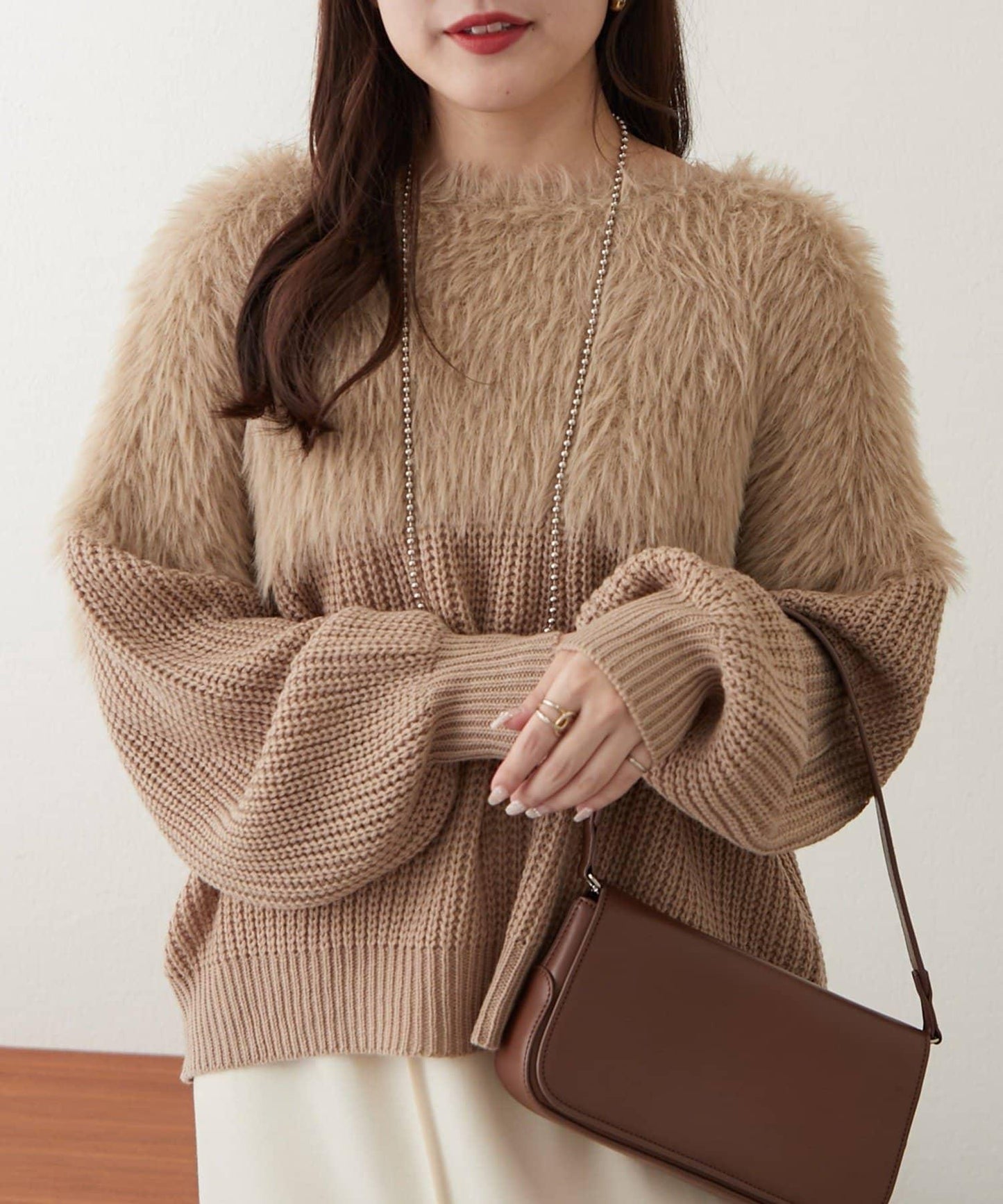 切換絨毛套頭衫