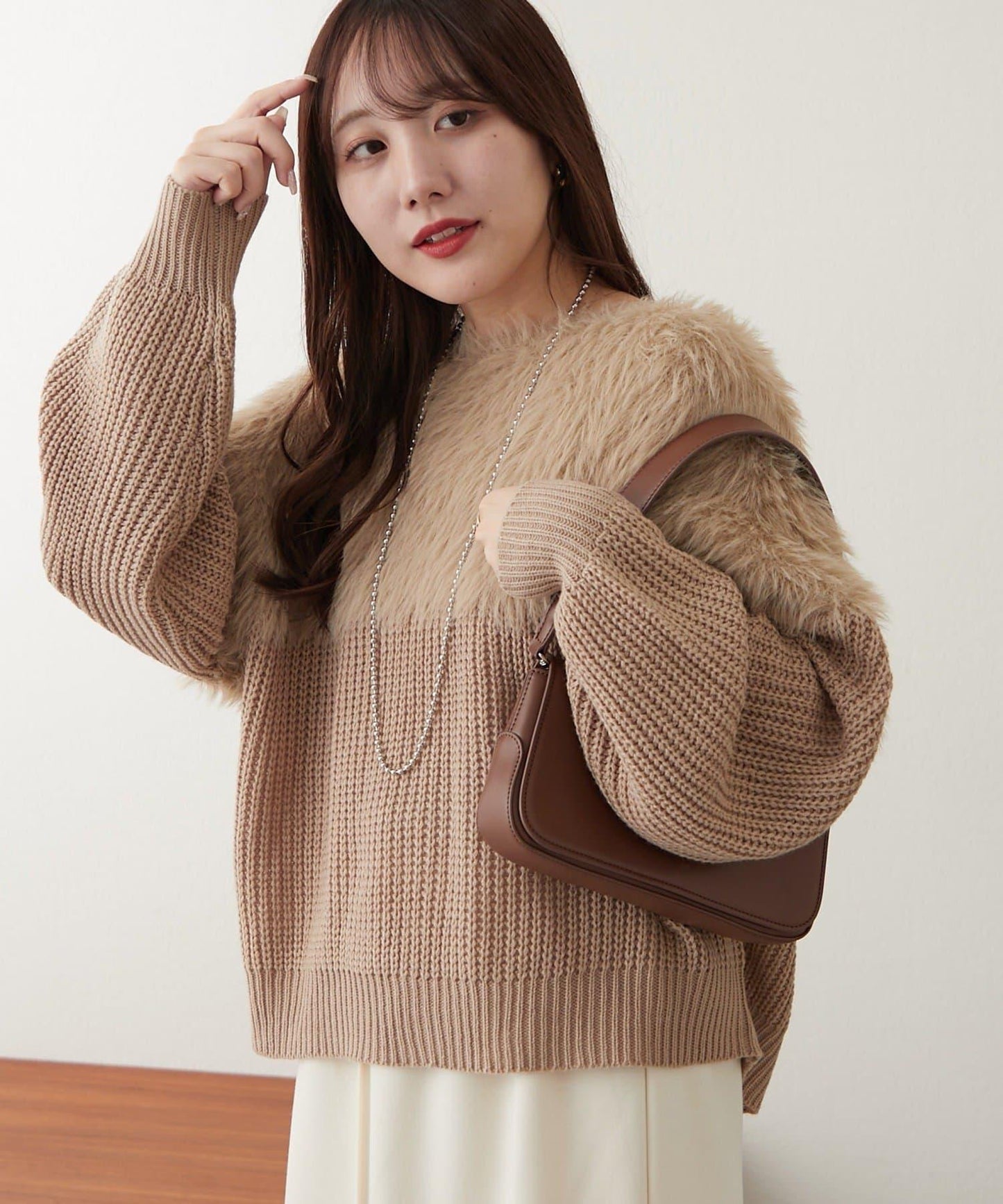 切換絨毛套頭衫