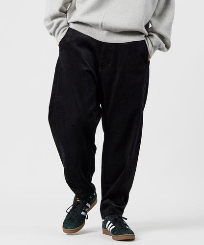 寬鬆版型 燈芯絨 弧形褲褲 / 錐形版型 【限定推出】