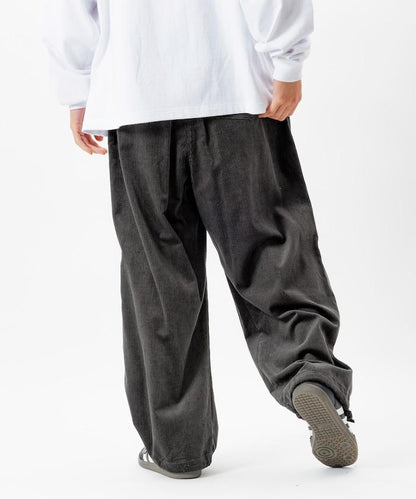 寬鬆版型 燈芯絨 軍事風馬戲團褲 / 雪地褲