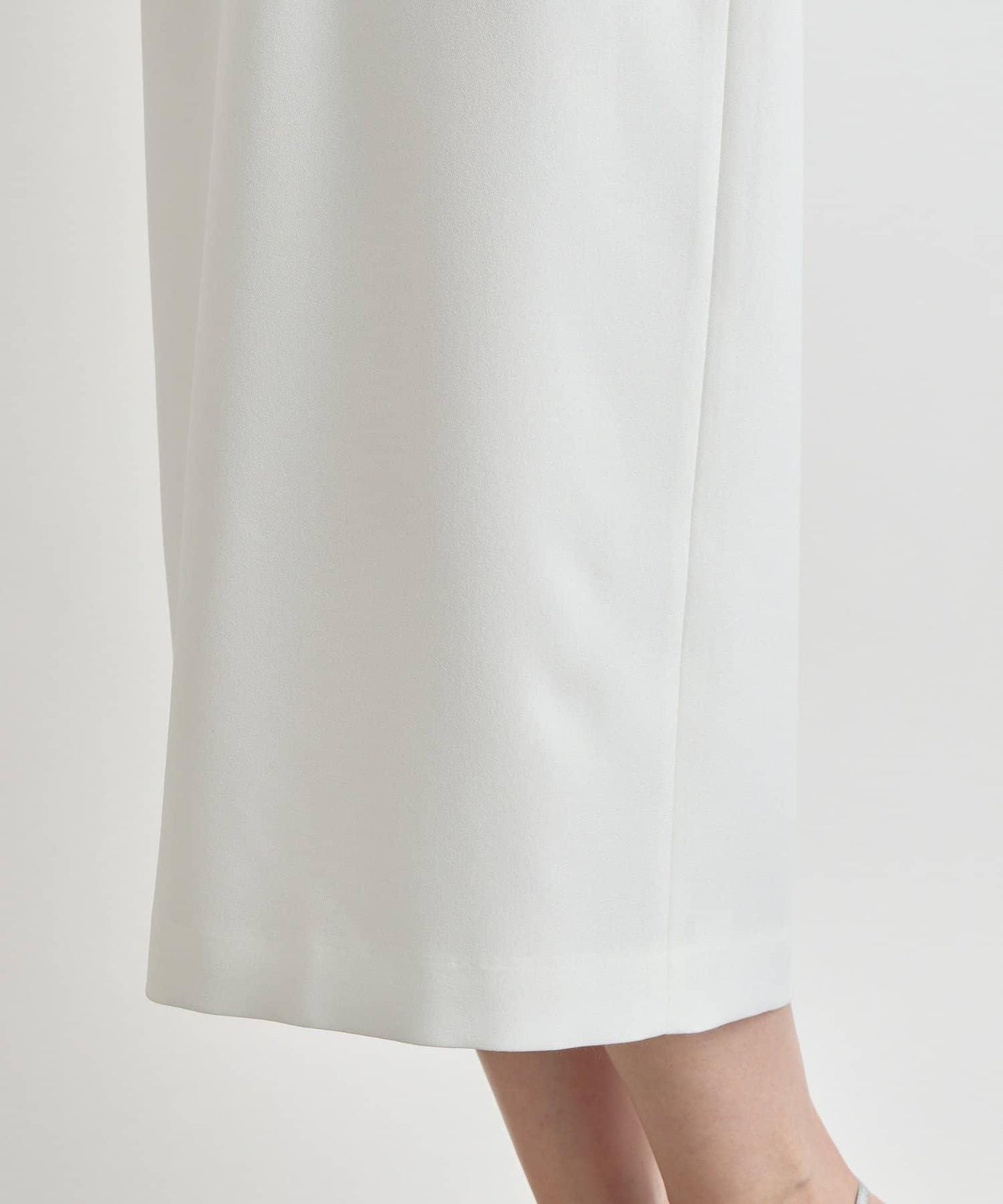 【La boutique BonBon】荷葉邊吊帶連衣裙