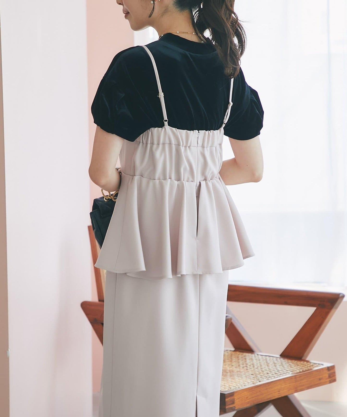 【La boutique BonBon】荷葉邊吊帶連衣裙