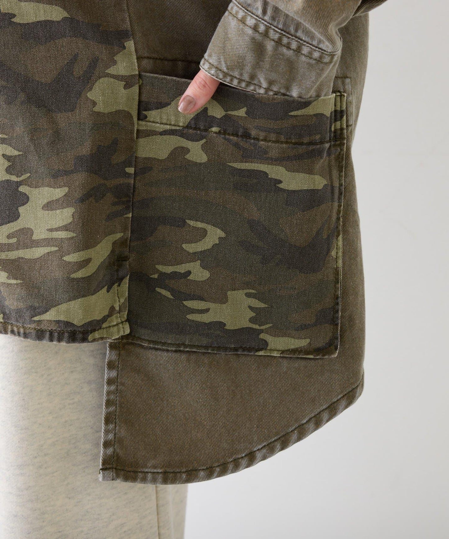 【etsinta／艾欣塔】改良款切換式過膝外套