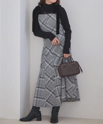 【一個接一個】蝴蝶結吊帶連衣裙