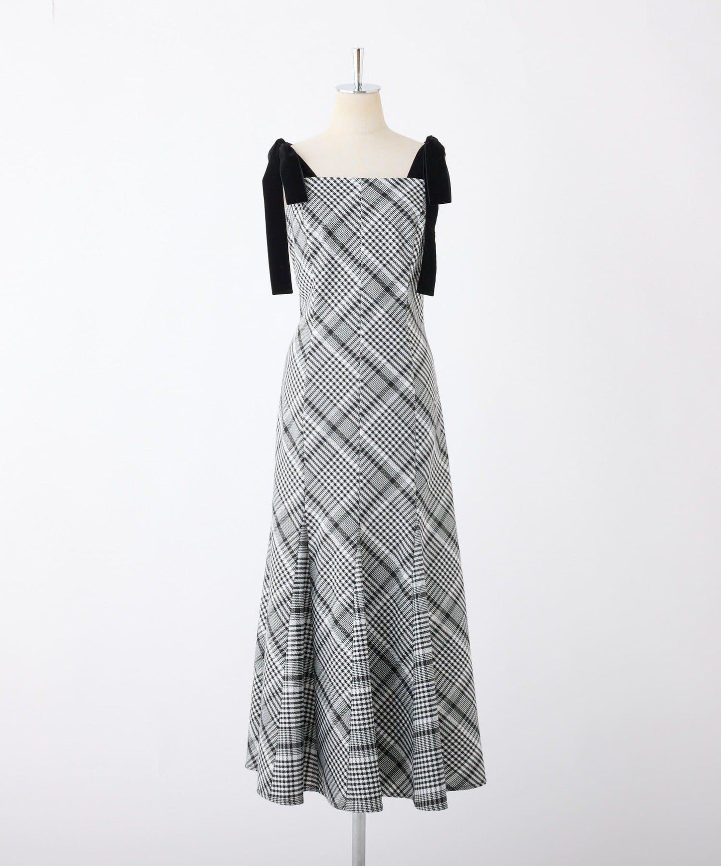 【一個接一個】蝴蝶結吊帶連衣裙