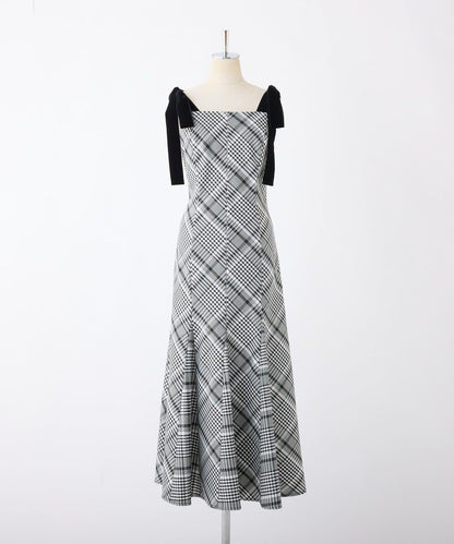 【一個接一個】蝴蝶結吊帶連衣裙