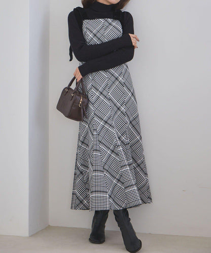 【一個接一個】蝴蝶結吊帶連衣裙