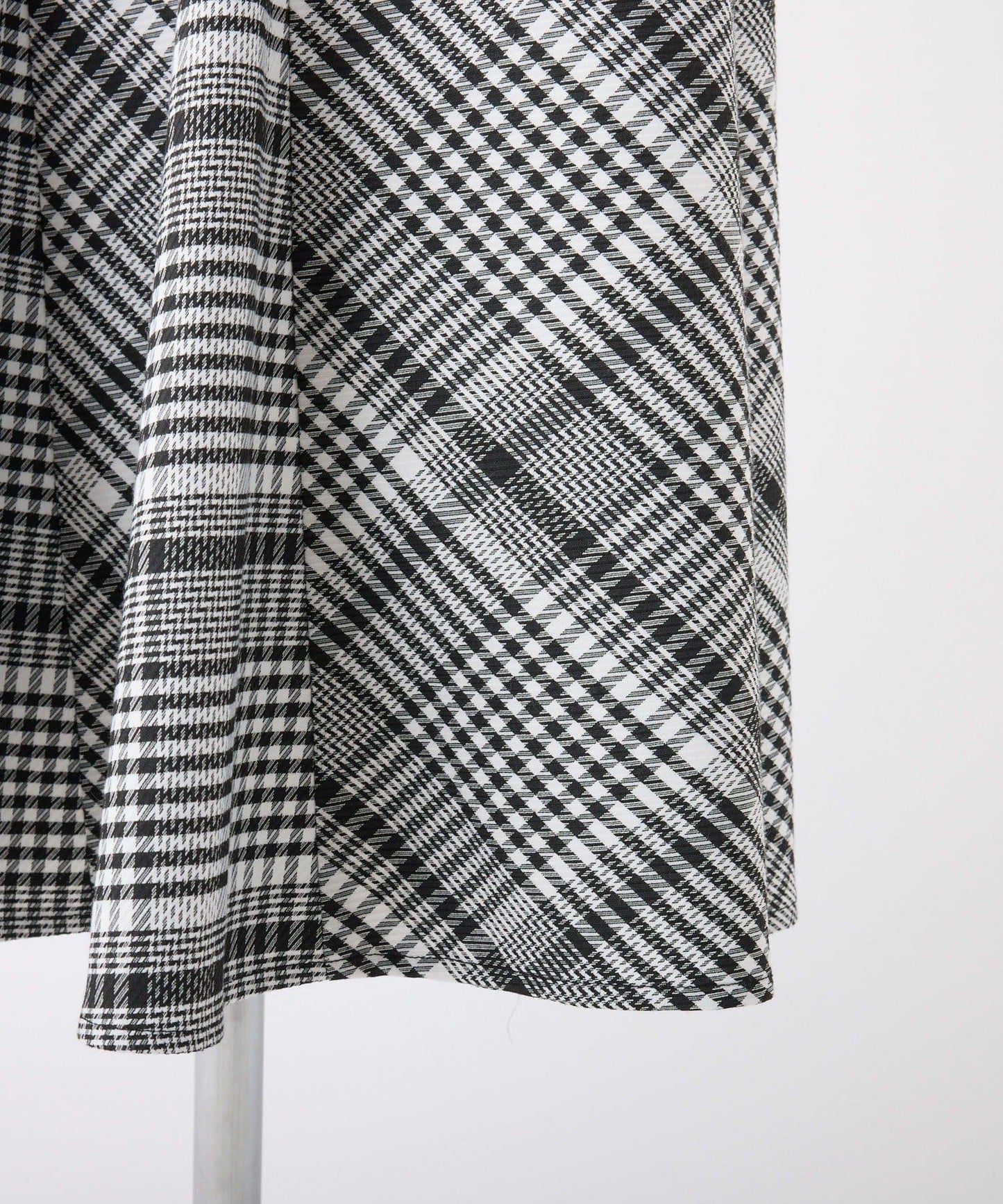 【一個接一個】蝴蝶結吊帶連衣裙