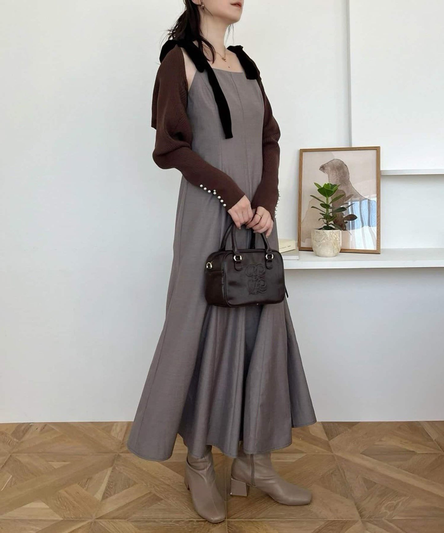 【一個接一個】蝴蝶結吊帶連衣裙