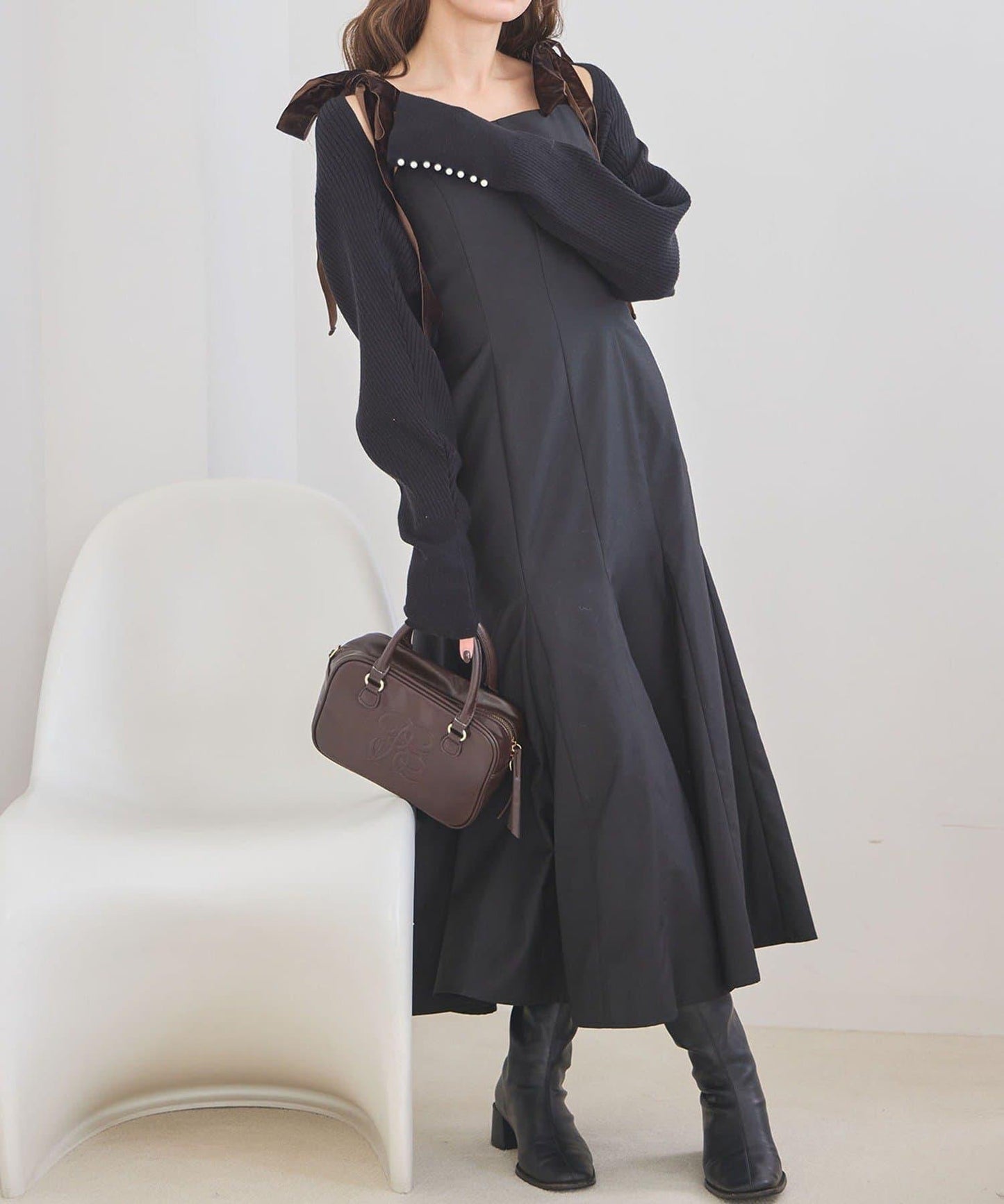 【一個接一個】蝴蝶結吊帶連衣裙