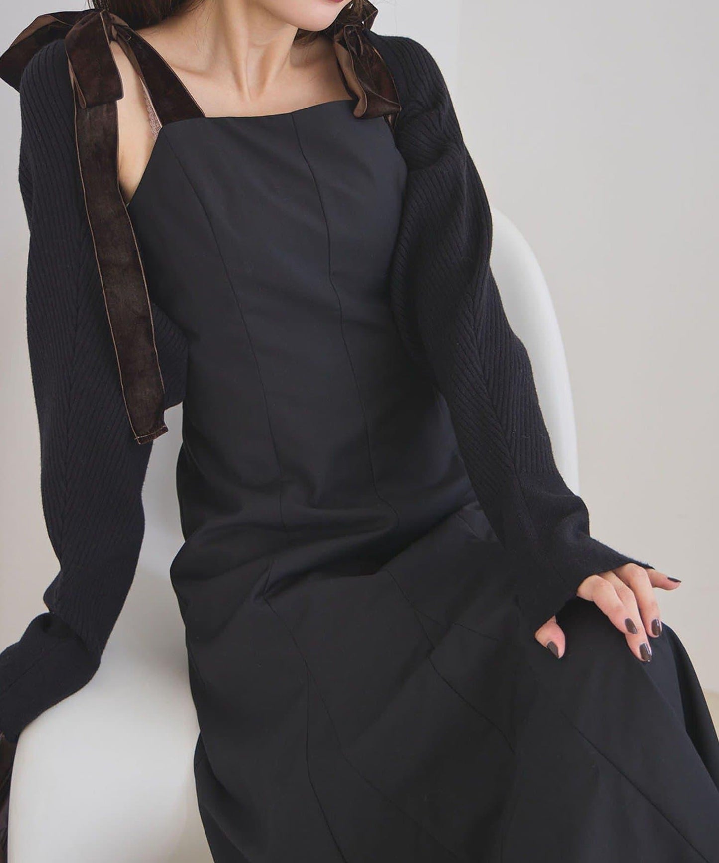 【一個接一個】蝴蝶結吊帶連衣裙