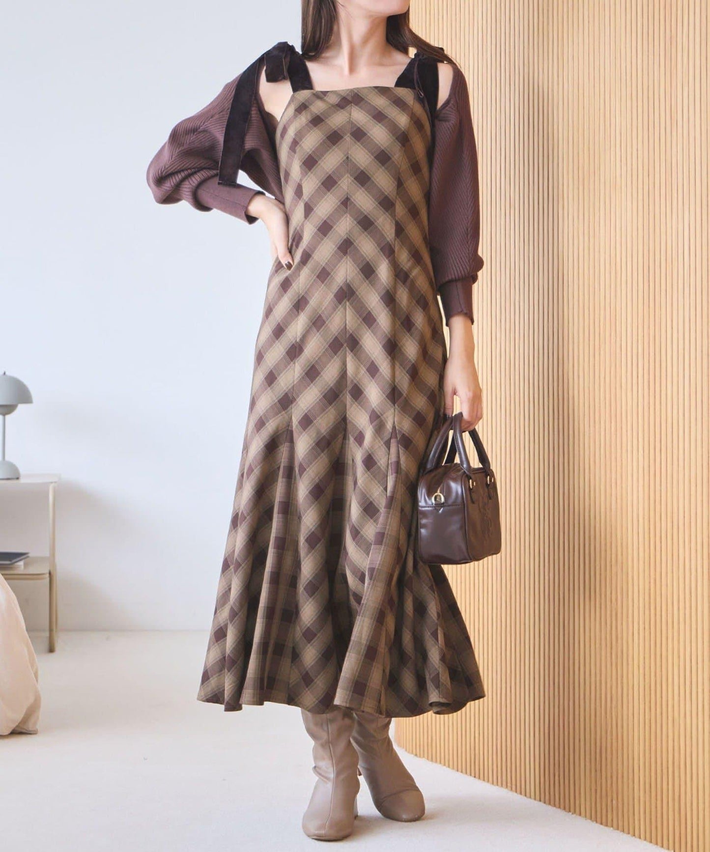 【一個接一個】蝴蝶結吊帶連衣裙