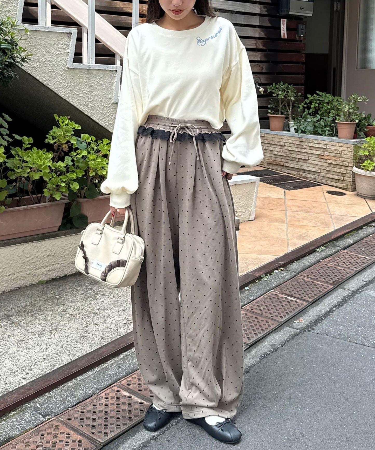 【Ciaopanic】圓領刺繡水洗短款衛衣