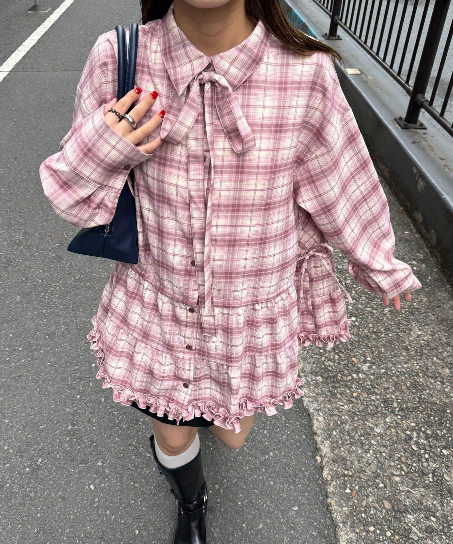 蝴蝶結領下襬層疊格子襯衫連衣裙