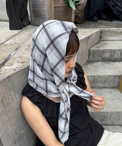 小透明格紋圍巾